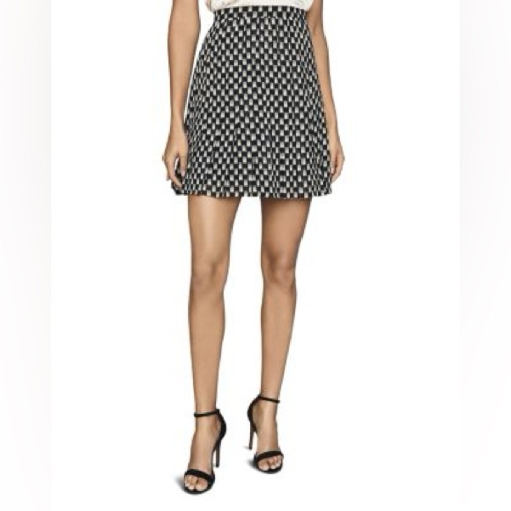 REISS Vivi Black Printed Geometric Pleated Skirt Size 6
